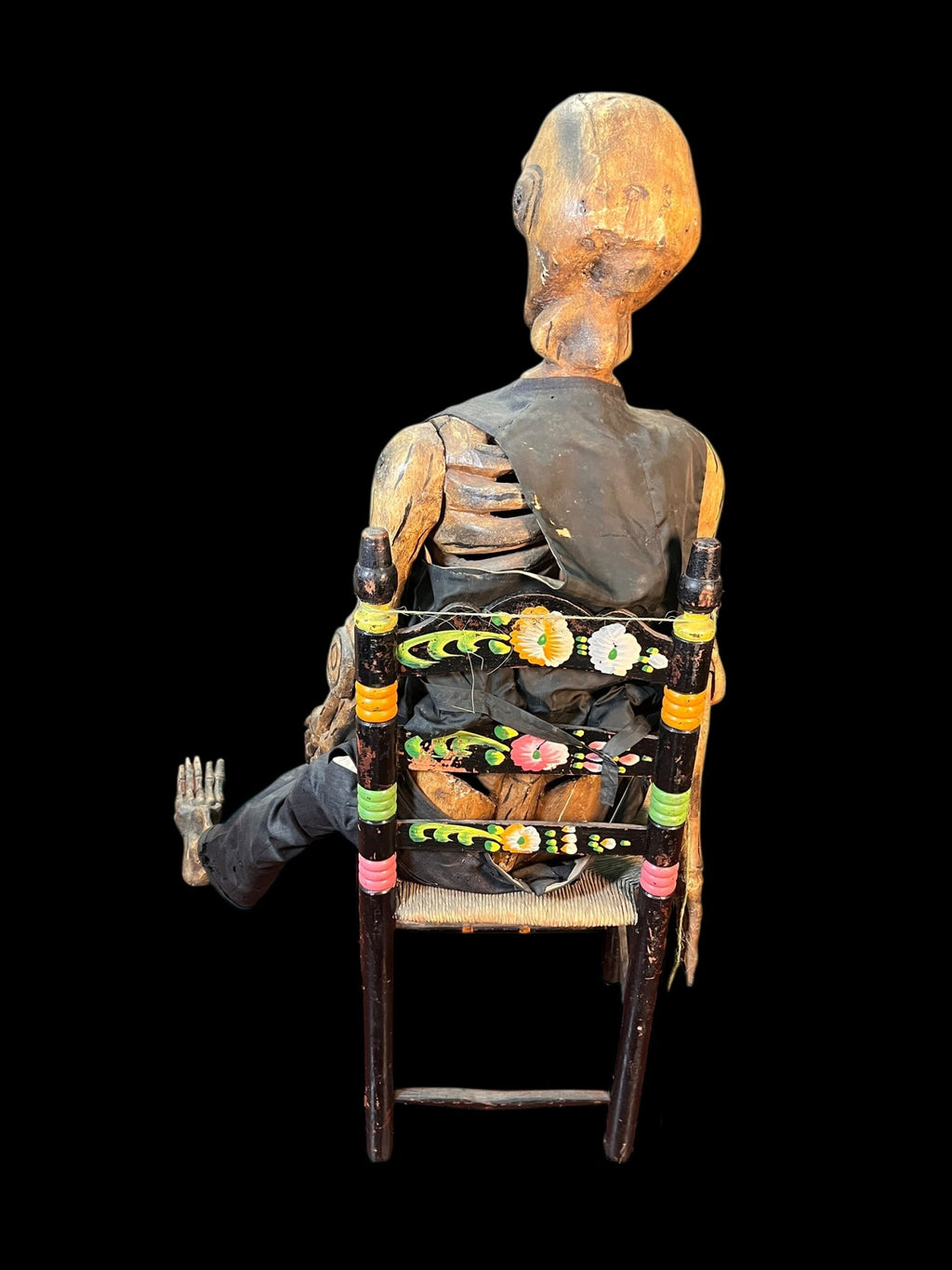 SEATED SKELETON ART